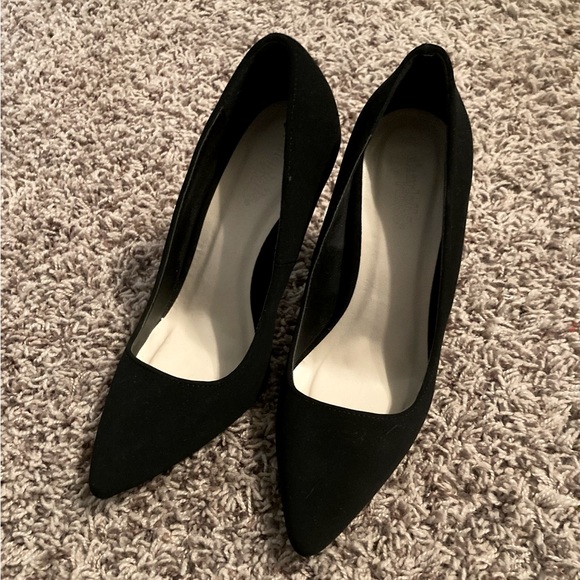 Charlotte Russe Black Heels - Picture 2 of 3